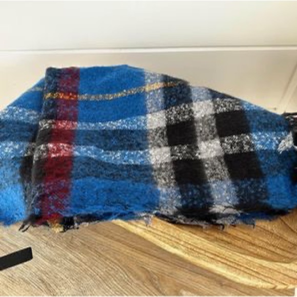 Love of Fashion Blue Checker Plaid Blanket Scarf - Picture 2 of 4